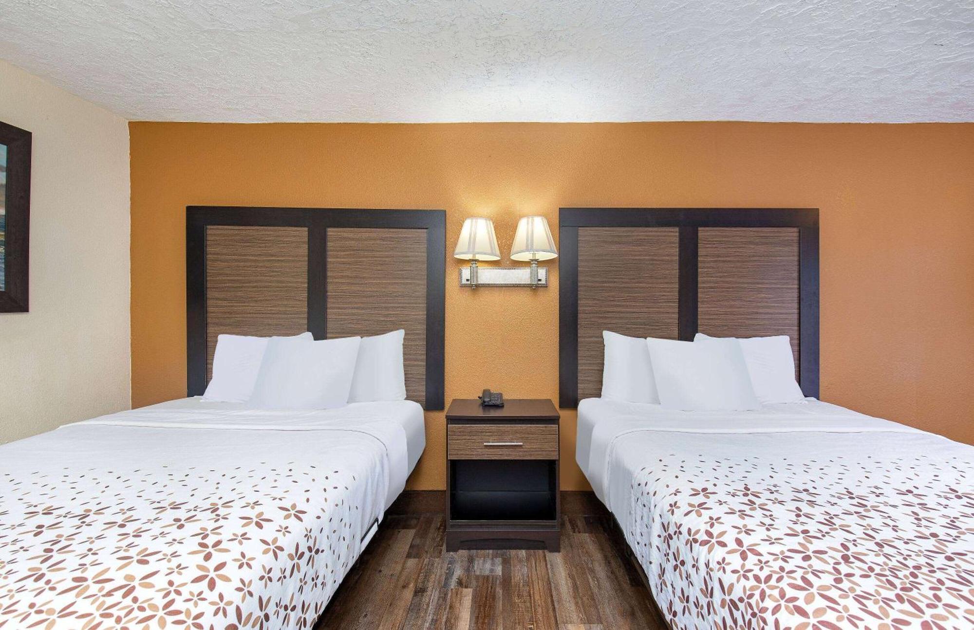 Americana Inn A Travelodge By Wyndham Pigeon Forge Exterior foto
